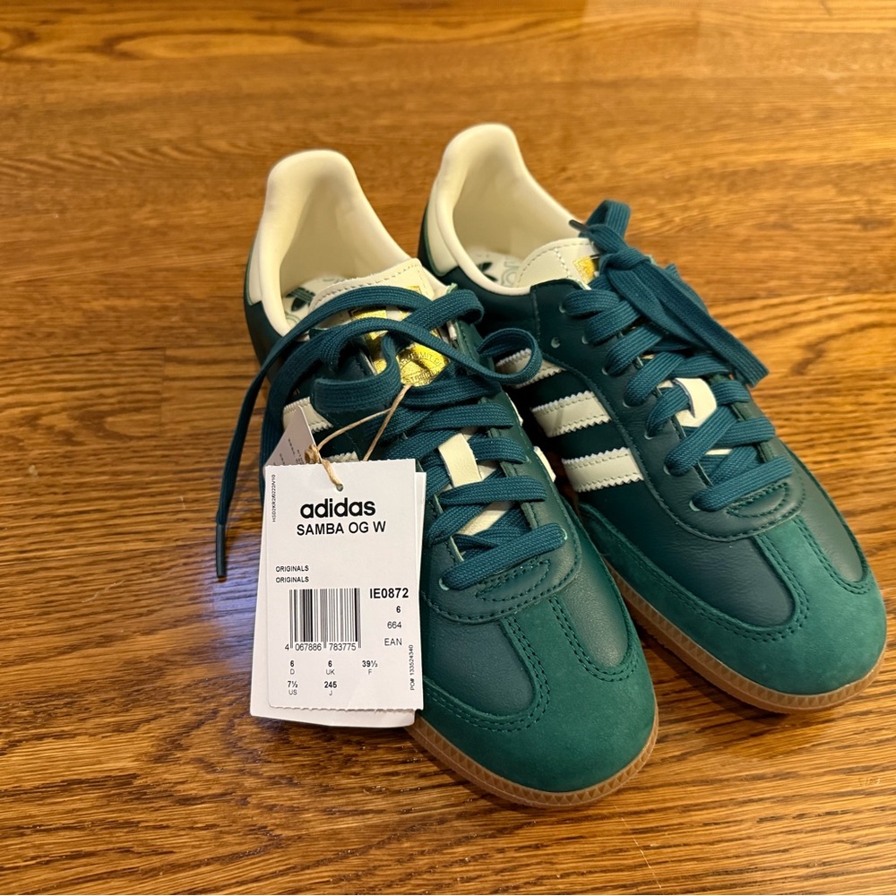 NWT Women’s Adidas Samba OG Collegiate Green